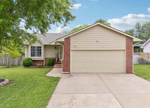 Property at 1711 Summerwood St, Goddard, KS 67052, 3 beds, 3 baths
