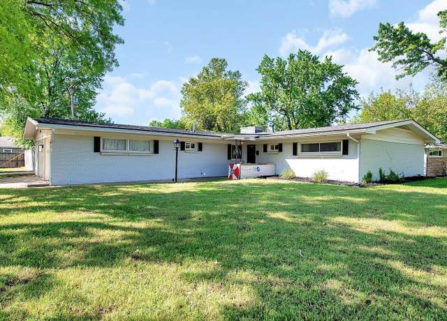 Property at 6033 E 10th St N, Wichita, KS 67208, 3 beds, 2 baths