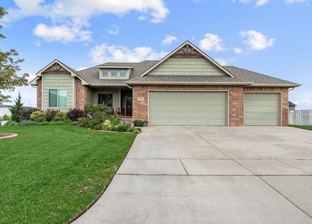 Property at 2416 S Monument St, Wichita, KS 67235, 5 beds, 3 baths