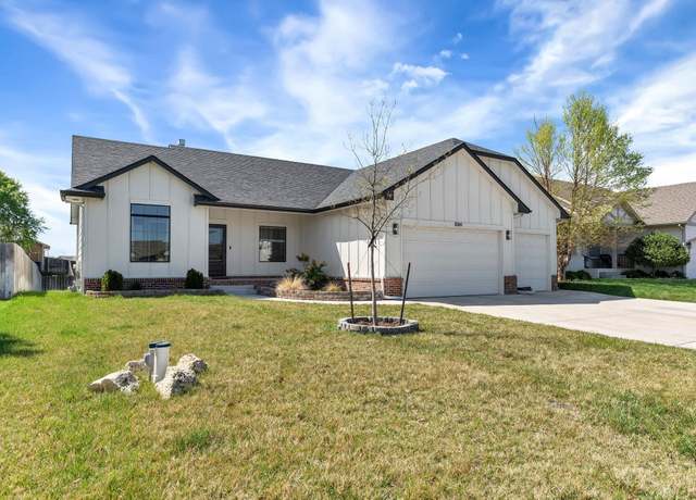 Property at 8364 W Kackley Ct, Wichita, KS 67205, 5 beds, 3 baths