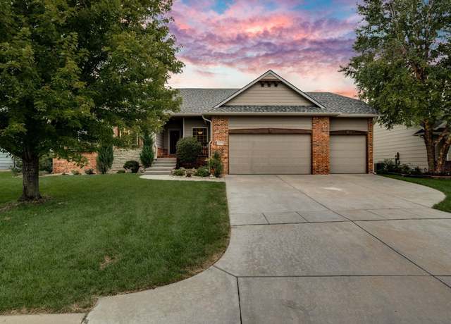 Property at 3142 N Landon Cir, Wichita, KS 67205, 5 beds, 3 baths