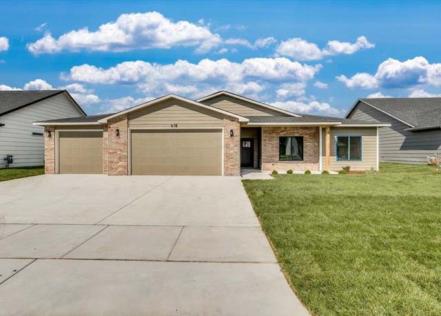 Property at 618 S Sweetwater, Maize, KS 67101, 3 beds, 2 baths