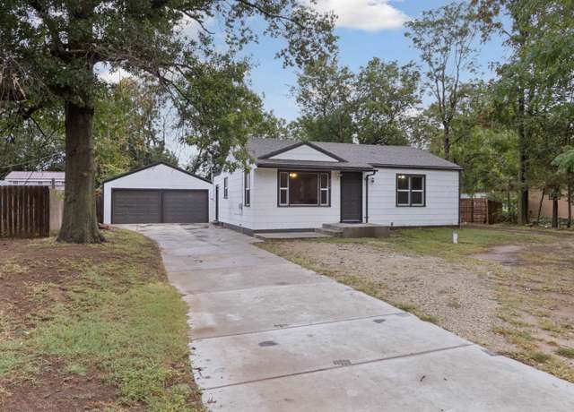 Property at 616 E Wayne St, Wichita, KS 67216, 2 beds, 1 bath