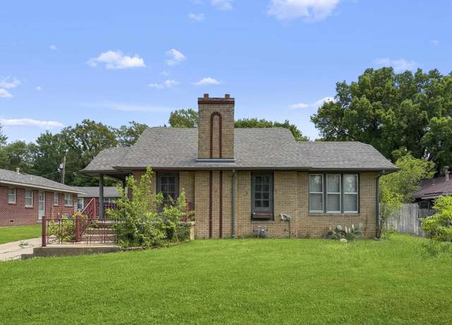 Property at 552 S Roosevelt St, Wichita, KS 67218, 3 beds, 2 baths