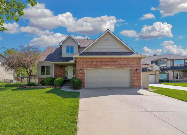 Property at 4214 N Spyglass Cir, Wichita, KS 67226, 4 beds, 3.5 baths