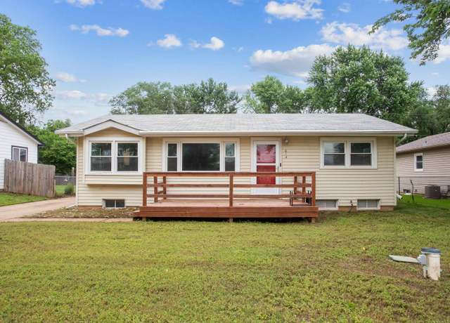 Property at 614 W 7th, Haysville, KS 67060-0000, 3 beds, 1 bath