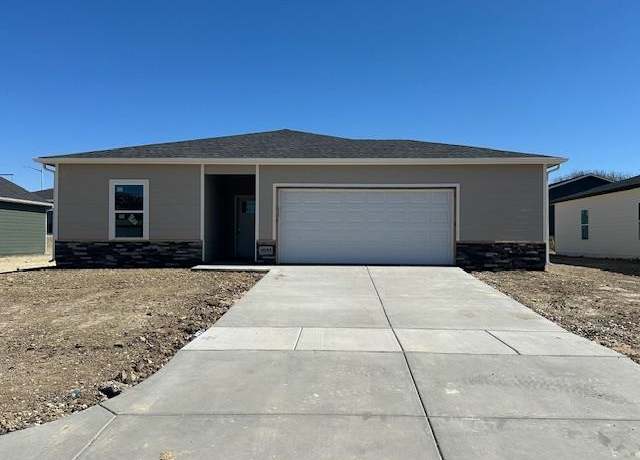 Property at 3055 E Highridge Ct, Park City, KS 67219, 3 beds, 2 baths