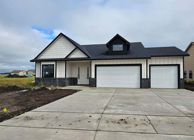 Property at 1620 E Appleton St, Valley Center, KS 67147, 3 beds, 2 baths