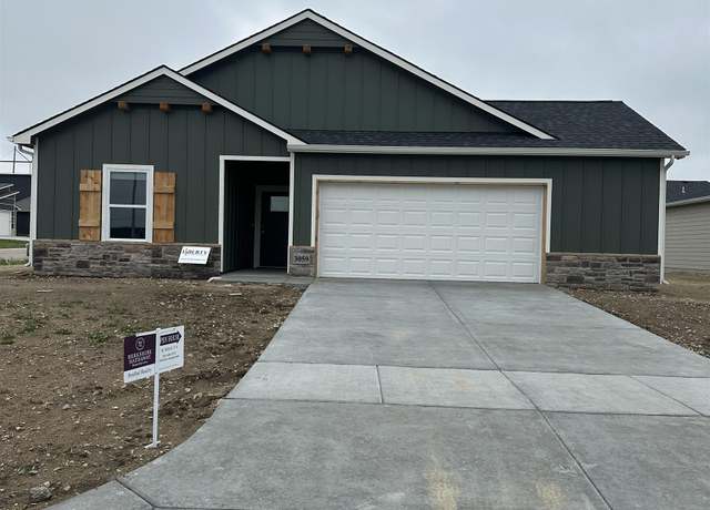 Property at 3059 E Highridge Ct, Park City, KS 67219, 3 beds, 2 baths