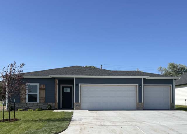 Property at 2828 S Maize Ct, Wichita, KS 67215, 4 beds, 2 baths