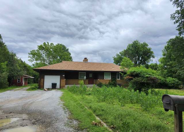 Property at 166 N Tyler Rd, Wichita, KS 67212, 2 beds, 1.5 baths