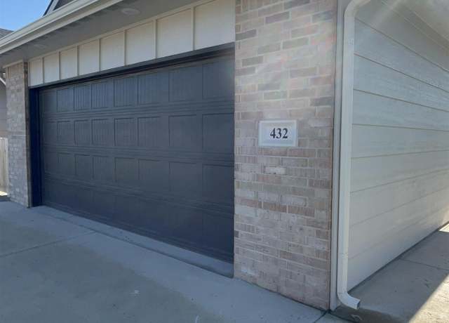 Property at 432 W Long Path Ct, Goddard, KS 67052, 4 beds, 2 baths