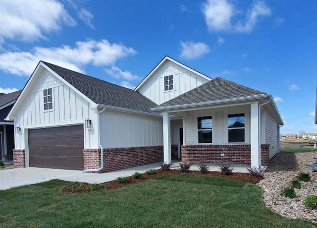 Property at 312 W Boxthorn Dr, Andover, KS 67002, 2 beds, 2 baths