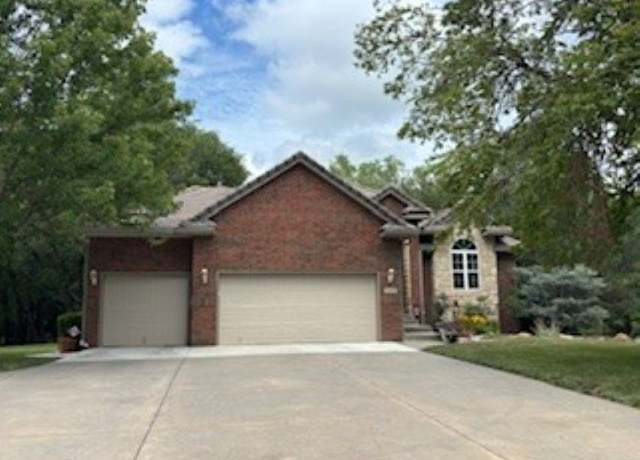 Property at 9413 E Greenbriar Ct, Wichita, KS 67226, 4 beds, 3 baths