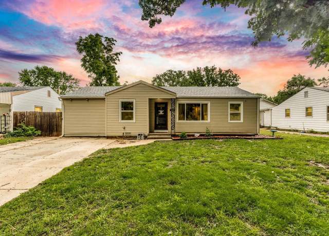Property at 400 S Hungerford Ave, Haysville, KS 67060, 4 beds, 1 bath