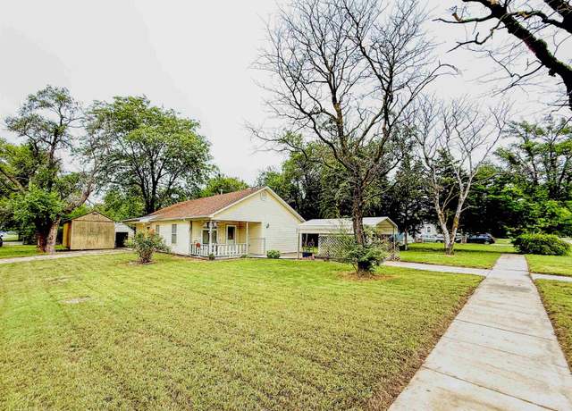 Property at 500 E 11th St, Newton, KS 67114, 2 beds, 1 bath
