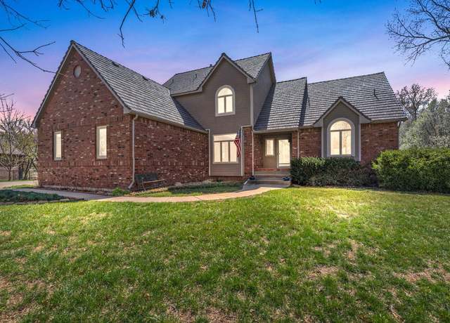 Property at 2801 N Fox Pointe Cir, Wichita, KS 67226, 4 beds, 3.5 baths
