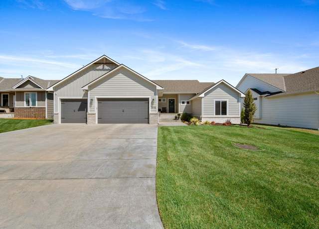 Property at 2975 N Woodridge Ct, Wichita, KS 67226, 5 beds, 3 baths