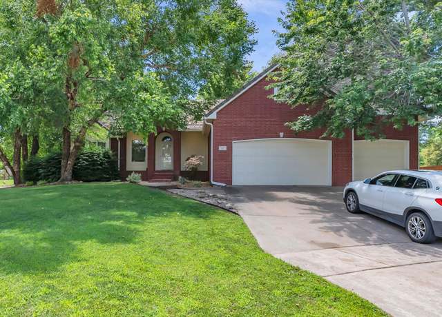 Property at 141 N Forestview Cir, Wichita, KS 67235, 5 beds, 3 baths