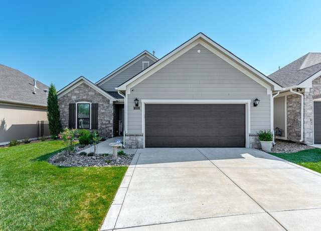Property at 13501 W Naples Cir, Wichita, KS 67235, 2 beds, 2 baths