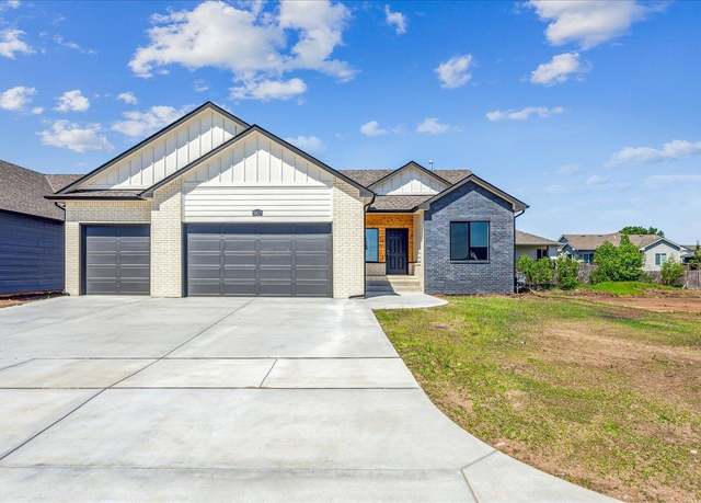 Property at 5827 N Newport St, Park City, KS 67147, 5 beds, 3 baths