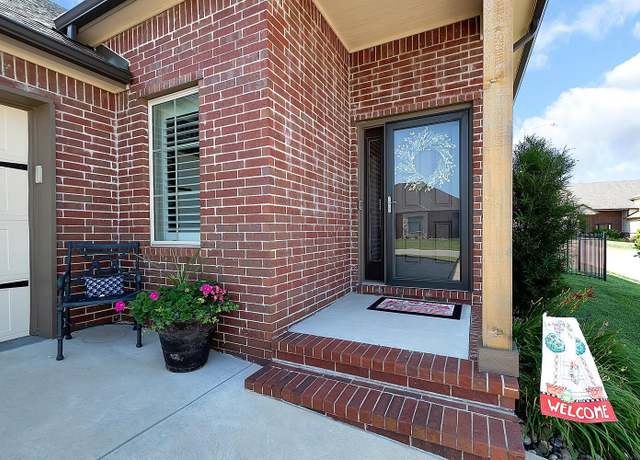 Property at 818 N Mccloud Unit 305, Andover, KS 67002, 3 beds, 3 baths