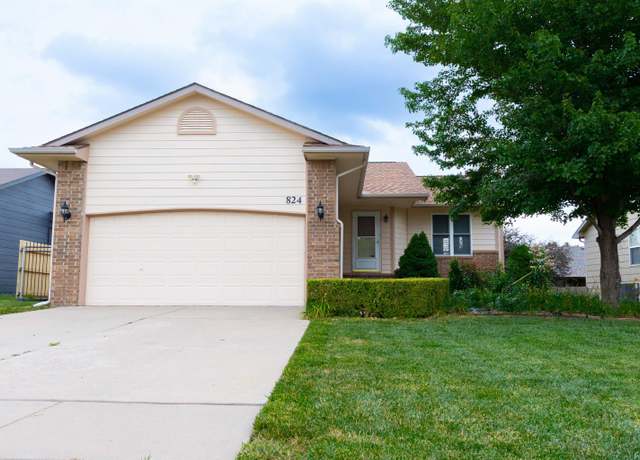 Property at 824 S Red Oaks, Wichita, KS 67207, 3 beds, 3 baths