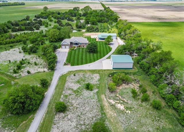 Property at 10209 S Hertzler Rd, Halstead, KS 67135, 5 beds, 3 baths