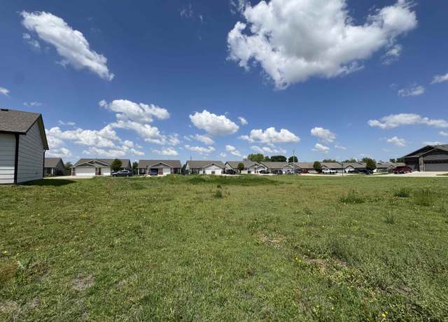 Property at 728 N Redbud, Valley Center, KS 67147