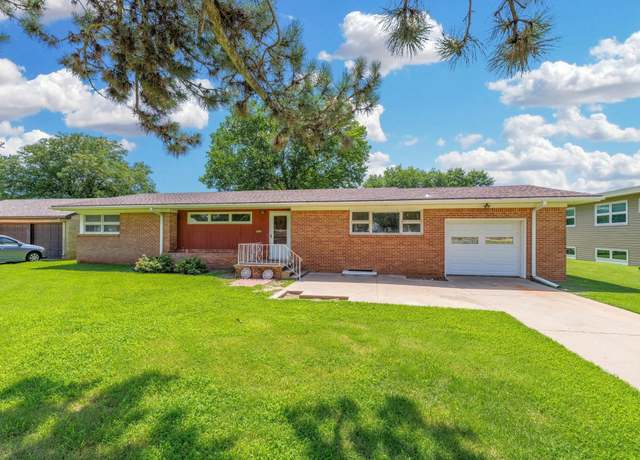 Property at 606 N Kansas Ave, Anthony, KS 67003, 3 beds, 2 baths