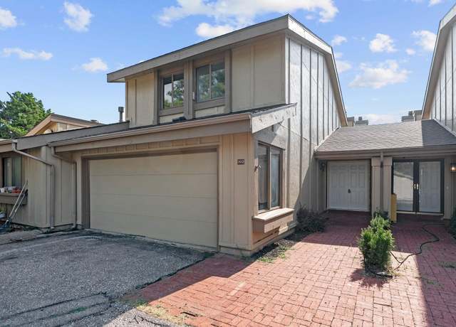 Property at 8201 E Harry St Apt 202, Wichita, KS 67207, 3 beds, 2.5 baths
