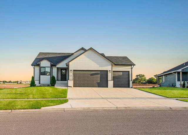 Property at 1223 N Main St, Goddard, KS 67052, 4 beds, 3 baths