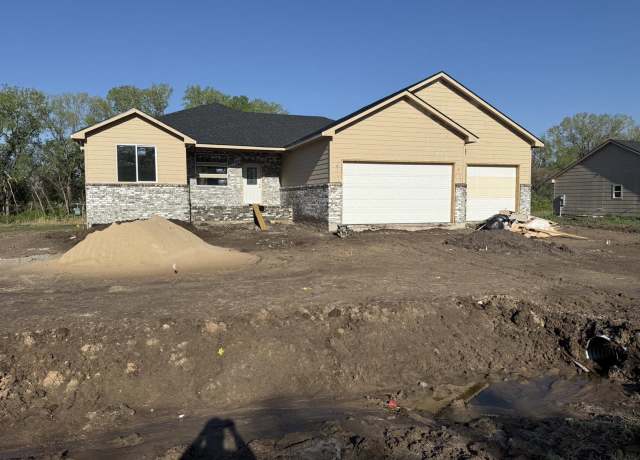 Property at 675 S Arbor Valley Way, Valley Center, KS 67146, 3 beds, 2 baths