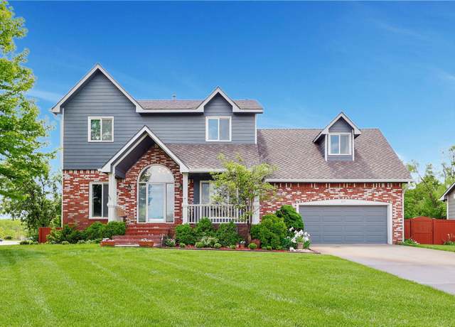 Property at 217 S Breezy Pointe Ct, Wichita, KS 67235, 5 beds, 3 baths
