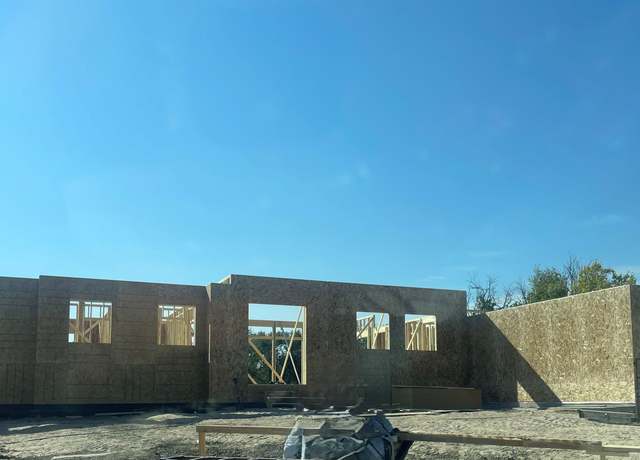 Property at 11805 E Brookview Cir, Wichita, KS 67226, 6 beds, 6.5 baths