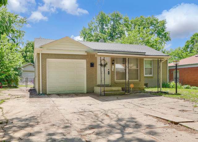 Property at 2136 S Pinecrest St, Wichita, KS 67218, 2 beds, 2 baths