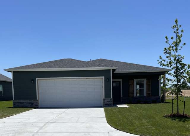 Property at 2864 S Maize Ct, Wichita, KS 67205, 3 beds, 2 baths