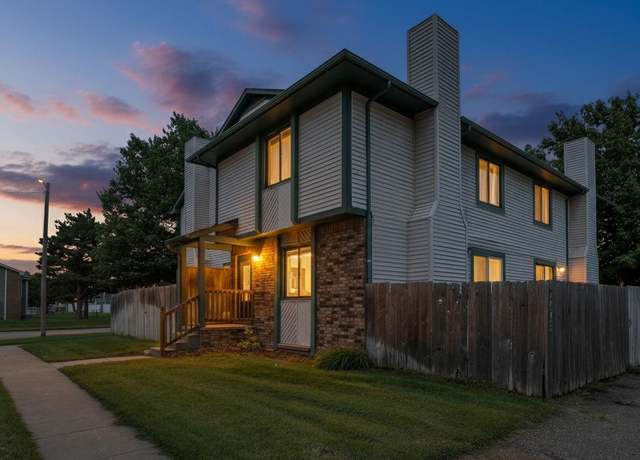 Property at 9005 W Westlawn St Unit #3, Wichita, KS 67212, 3 beds, 2.5 baths