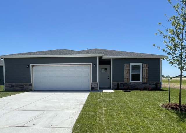 Property at 2868 S Maize Ct, Wichita, KS 67215, 4 beds, 2 baths