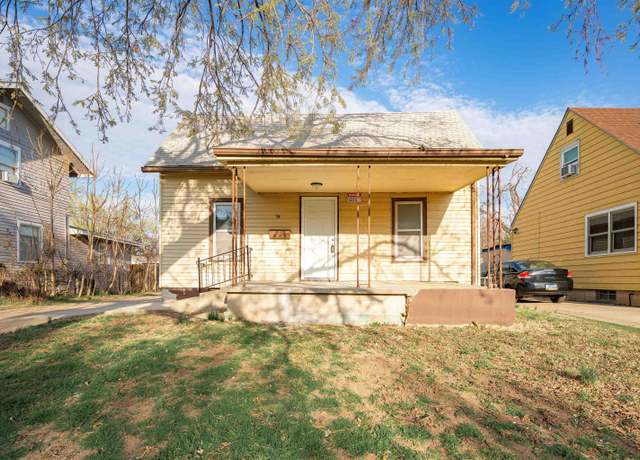 Property at 663 S 2nd St, Salina, KS 67401, 3 beds, 1 bath