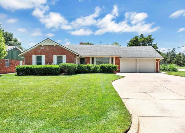 Property at 6401 E Abbotsford Dr, Wichita, KS 67206, 3 beds, 2 baths