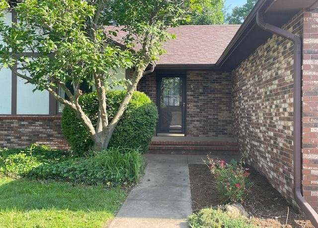Property at 616 Meadowlark Ln, Newton, KS 67114, 3 beds, 2 baths