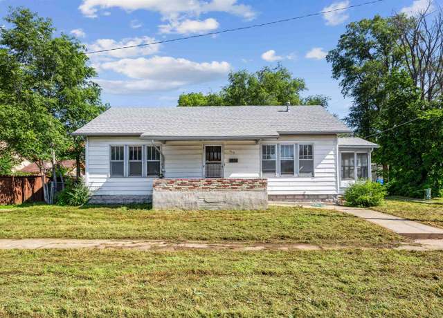 Property at 315 W 4th, Wellington, KS 67152-0000, 3 beds, 1 bath