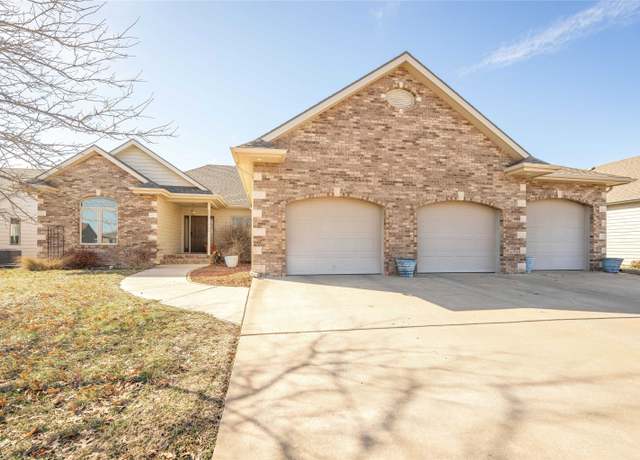 Property at 2308 River Trail Rd, Salina, KS 67401, 4 beds, 3 baths