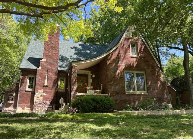 Property at 3436 Edgemont St, Wichita, KS 67208, 3 beds, 2.5 baths