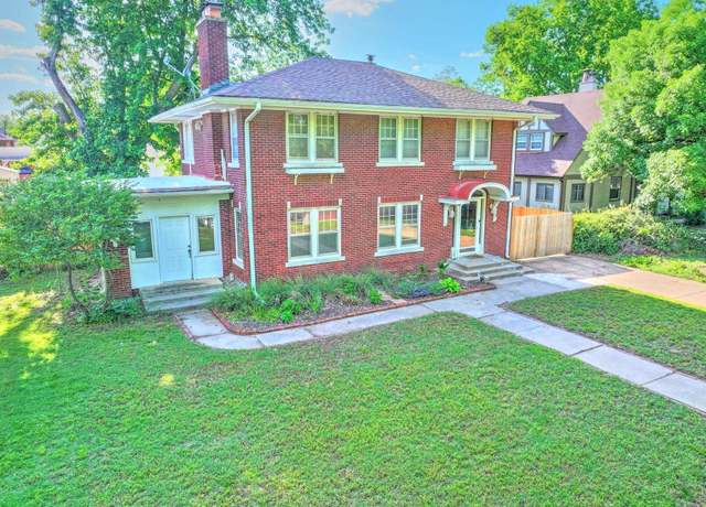 Property at 909 N 2nd St, Arkansas City, KS 67005, 3 beds, 1.5 baths