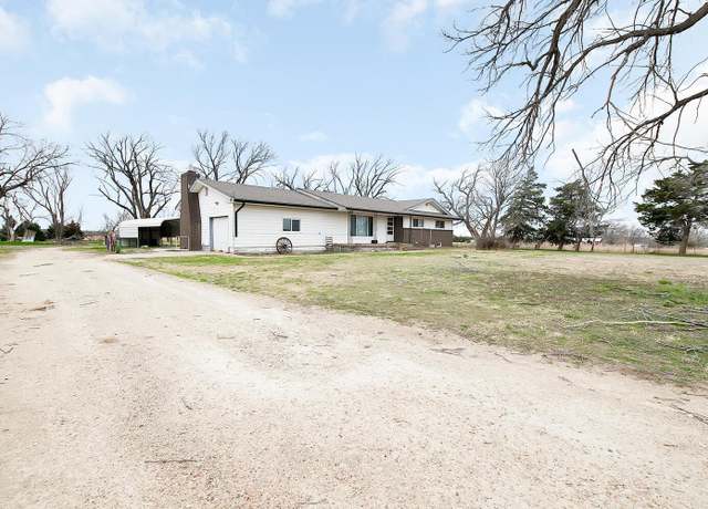 Property at 1815 SW 60th St, El Dorado, KS 67042, 3 beds, 1.5 baths