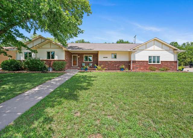 Property at 15330 E Castle St, Wichita, KS 67230, 5 beds, 3 baths
