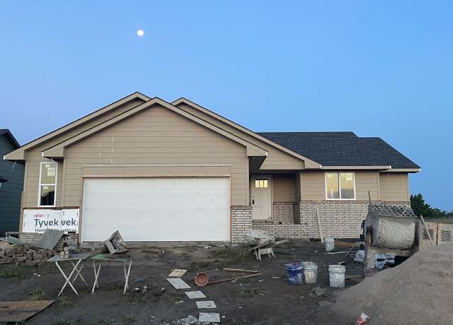 Property at 495 N Sunrise Dr, Rose Hill, KS 67133, 2 beds, 2 baths