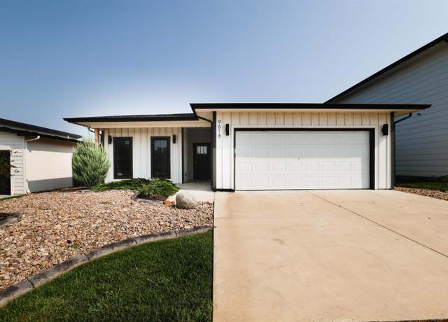 Property at 9618 E Annabelle St, Wichita, KS 67207, 3 beds, 2 baths